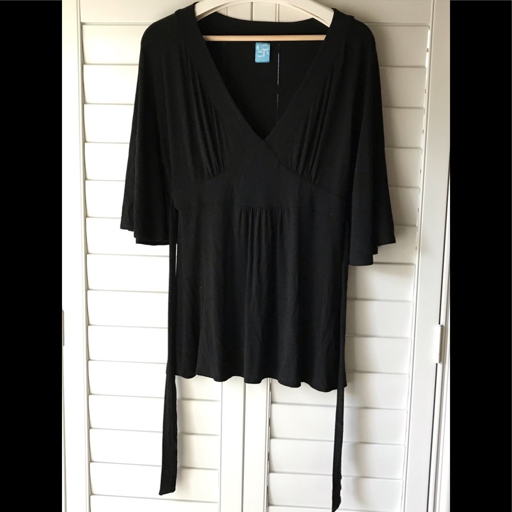 Barney’s NY COOP Women’s Black Kimono Sleeve Top